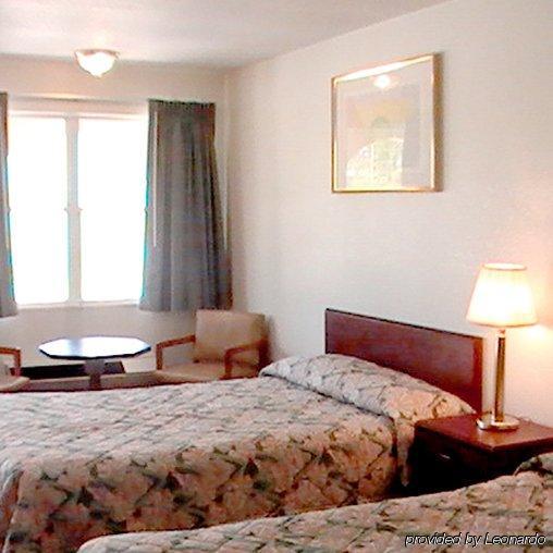 Hometown Inn Galion Quarto foto