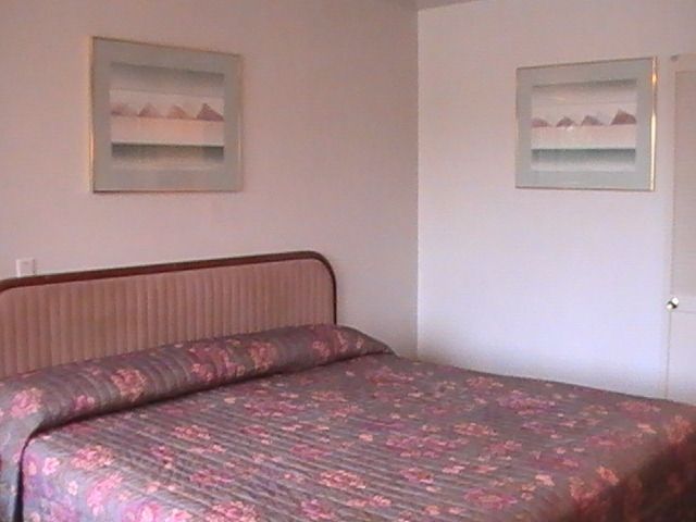 Hometown Inn Galion Quarto foto