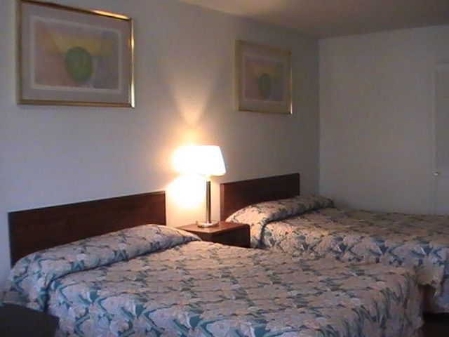 Hometown Inn Galion Quarto foto